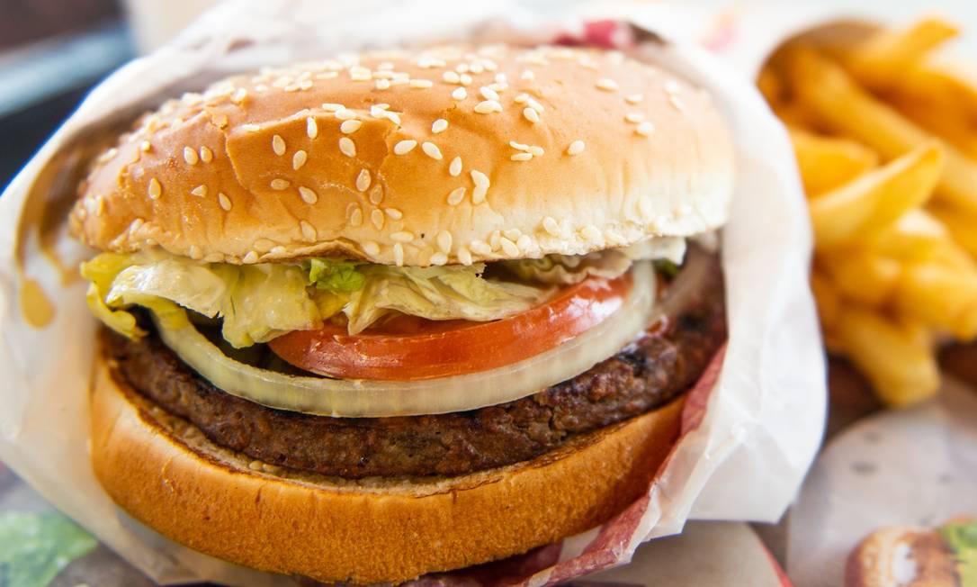 O Impossible Whopper, hambúrguer vegetariano do Burger King. Foto: Michael Thomas / Getty Images via Bloomberg