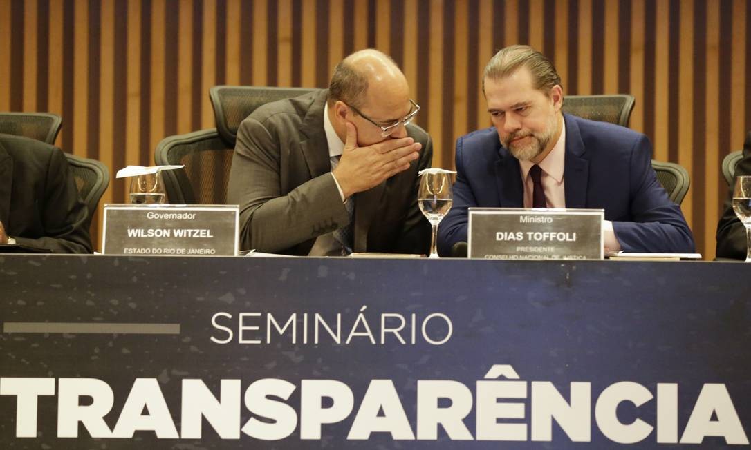No Seminário contra a corrupção, no Museu do Amanhã, com as participações do presidente do Supremo Dias Toffoli, o governador Wilson Witzel, e prefeito Marcelo Crivella não se falaram o tempo todo. Foto: Gabriel de Paiva / Agência O Globo