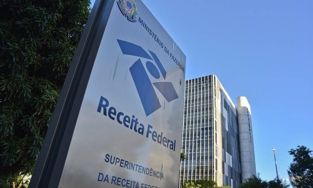 Comissão aprova proposta que proíbe Receita de compartilhar informações sem autorização judicial