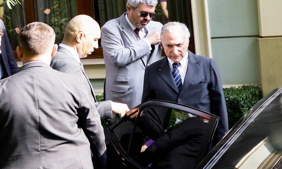 O ex-presidente Michel Temer chega à sede da Polícia Federal em SP para se entregar após novo mandado de prisão Foto: Fotoarena / Agência O Globo