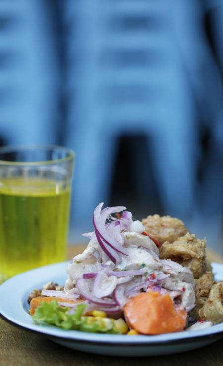 O Ceviche RJ, em Botafogo, começou em feiras até ter seu ponto fixo, que vive lotado Foto: Marcos Ramos / Agência O Globo