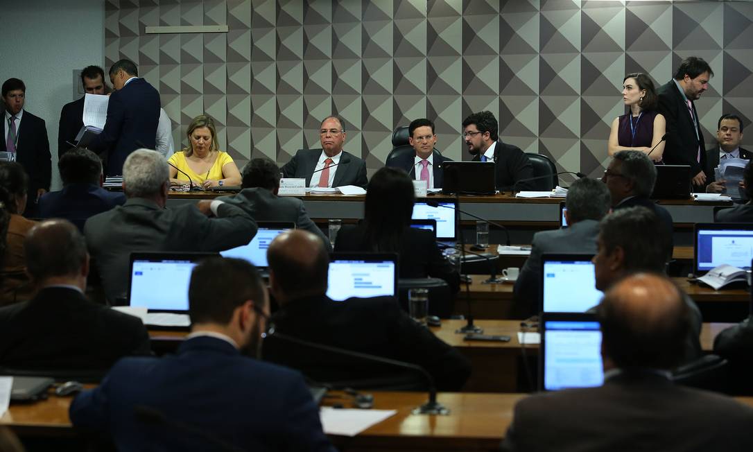 Comissão especial mista analisa MP de Bolsonaro que mudou estrutura do governo Foto: Jorge William / Agência O Globo