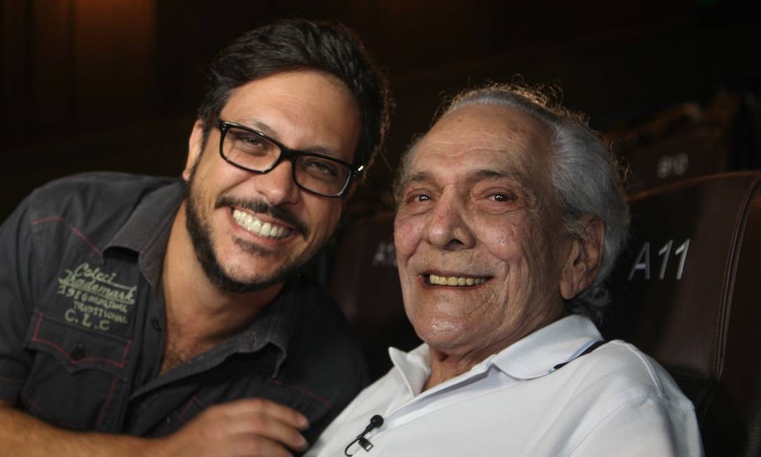 Lucio Mauro posa ao lado de Lucio Mauro Filho Foto: Rogerio Resende / Agência O Globo