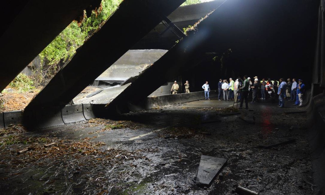 Desabamento das vigas no Túnel Acústico, Zona Sul do Rio Foto: Richards Santos / Prefeitura do Rio