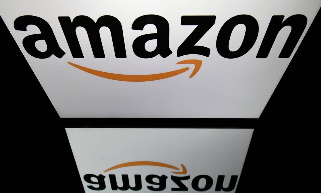
O logotipo da empresa de varejo on-line Amazon é exibido em uma tela de tablet em Paris
Foto:
LIONEL BONAVENTURE
/
AFP
