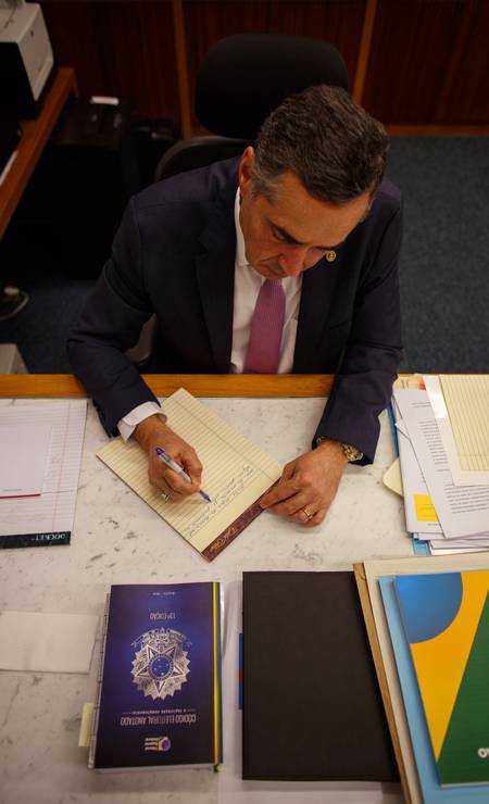 O ministro do Supremo Tribunal Federal, Luis Roberto Barroso Foto: Daniel Marenco / Agência O Globo