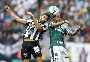 Roni foi preso sábado no jogo entre Botafogo e Palmeiras no estádio Mané Garrincha Foto: Jorge William / Agência O Globo