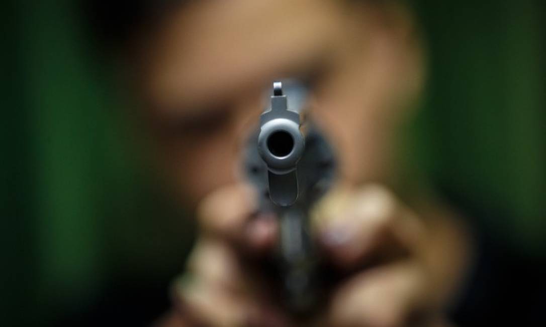 Edital preparado pelo ministério da Justiça prevê compra de 106 mil pistolas 9mm Foto: Daniel Marenco / Agência O Globo