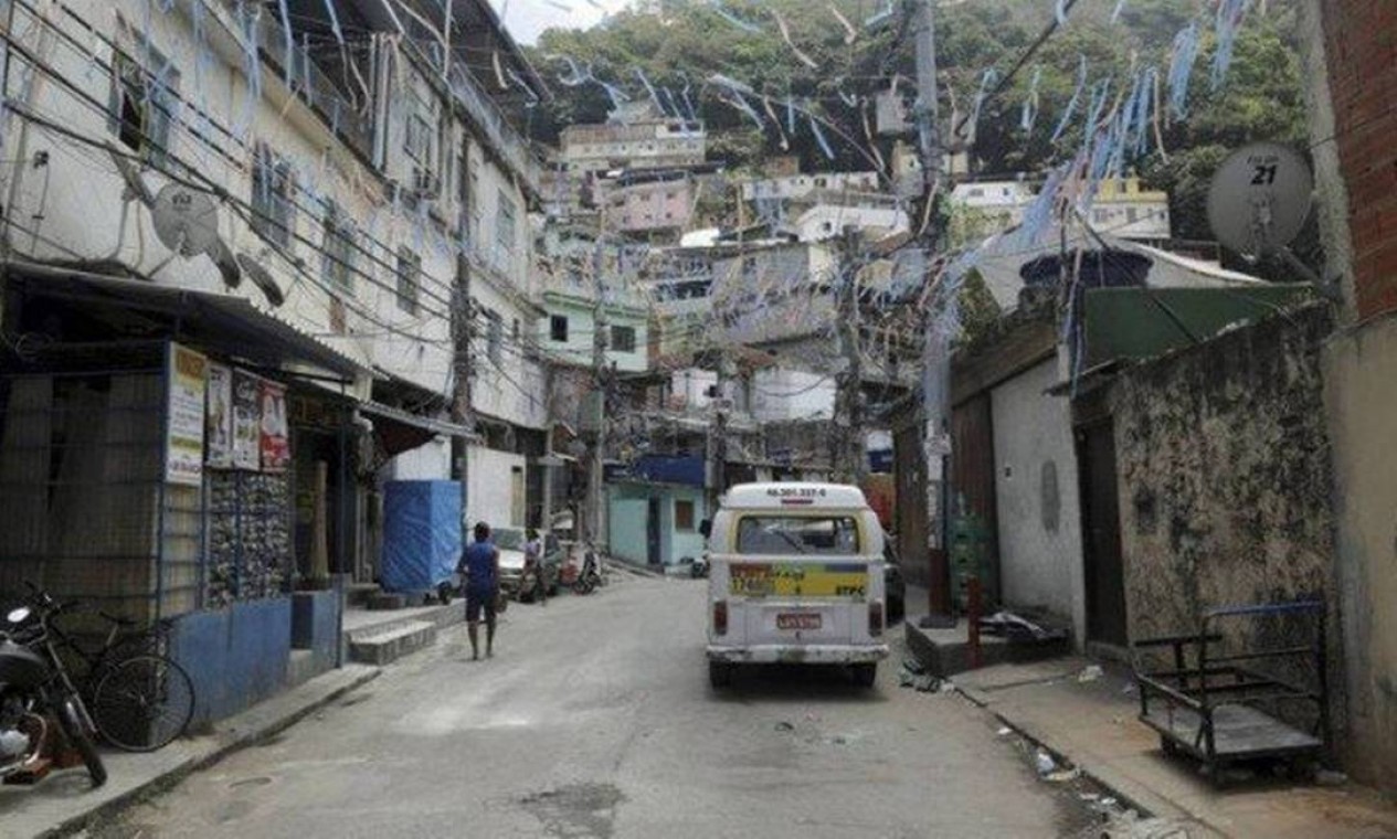 Maioria Dos Moradores De Comunidades Do Rio Ajudou Outra Família ...