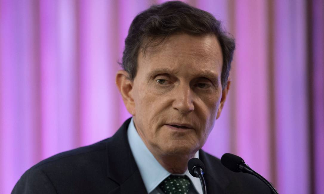 Prefeito Marcelo Crivella rebateu críticas do governador Wilson Witzel Foto: MAURO PIMENTEL / AFP