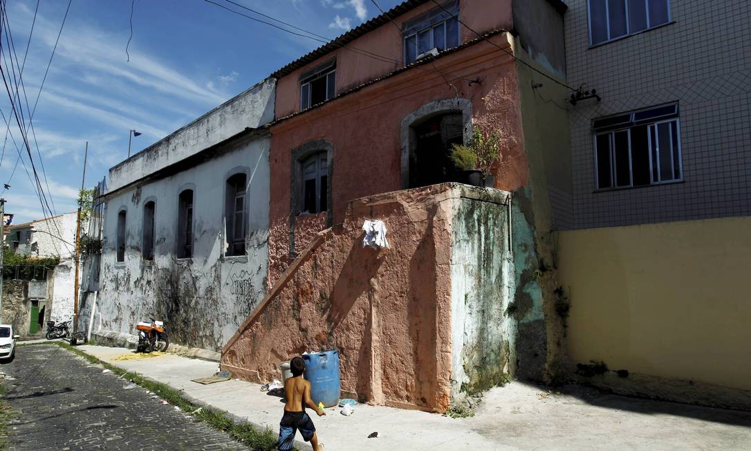 Machado De Assis Chega Aos Anos E Jovens O Descobrem Negro E Do