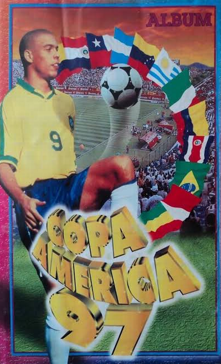 Ronaldo na capa de versão do álbum de 1997 Foto: Reprodução