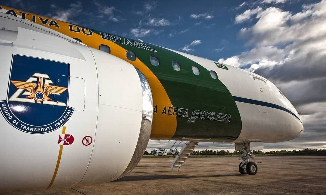 O modelo do aviÃ£o Embraer 190 que faz parte do Grupo Especial de Transporte Especial da FAB Foto: Johnson Barros / ForÃ§a AÃ©rea Brasileira