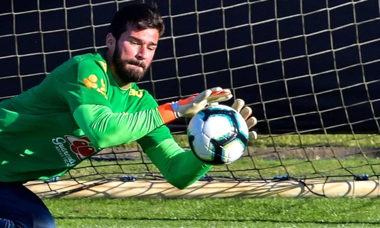 Além da seleção brasileira, Alisson é protagonista no Liverpool - Esportes  - Jornal NH