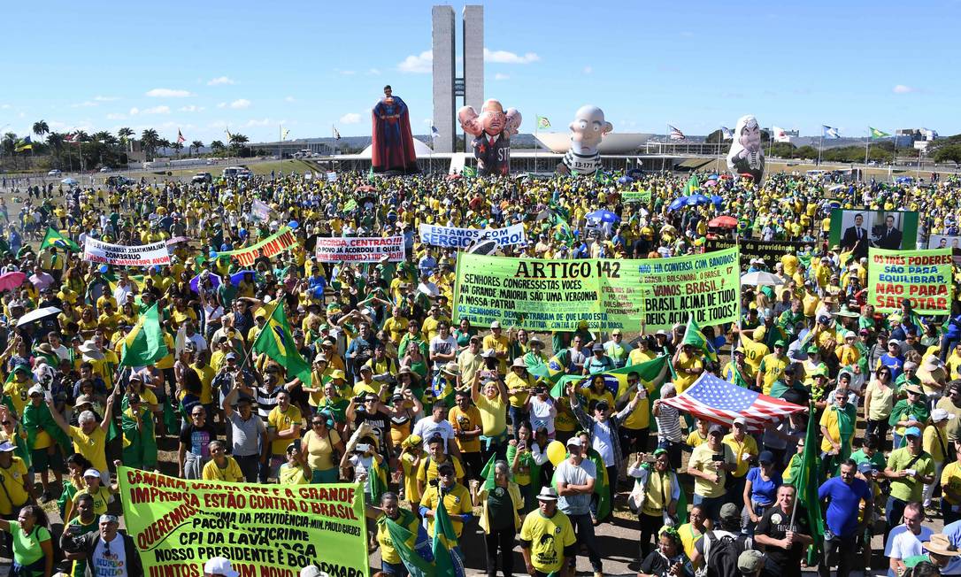 Ato em apoio ao governo Bolsonaro, à Lava-Jato e ao ministro Sergio Moro, em Brasília Foto: EVARISTO SA / AFP