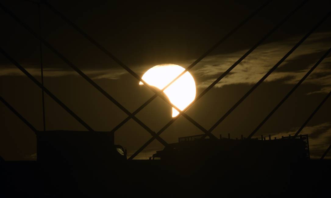 Veja imagens do eclipse total do sol Jornal O Globo