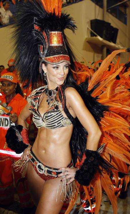 Rainha em 2010 Foto: André Coelho / Agência O Globo