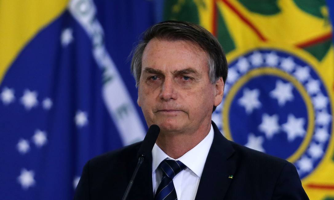 Jair Bolsonaro diz que começou a trabalhar aos 9 anos Foto: Jorge William / Agência O Globo