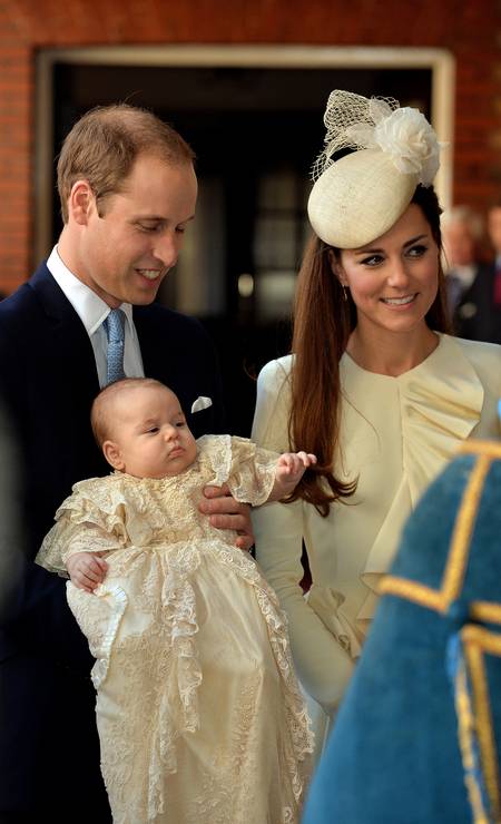 George com os pais, o príncipe William e Kate Middleton Foto: WPA Pool / Getty Images