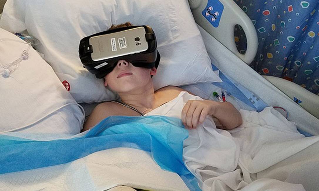 No hospital pediátrico da Universidade Stanford todos os leitos possuem equipamentos de realidade virtual Foto: Lucile Packard Children’s Hospital
