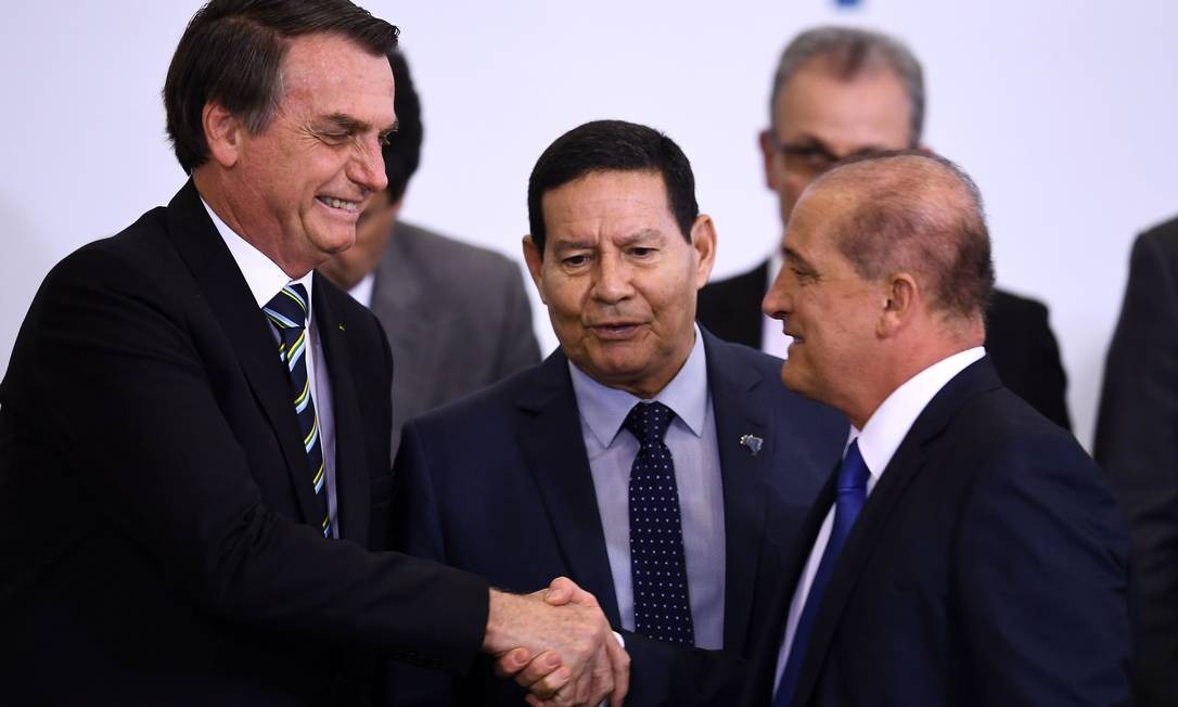 Resultado de imagem para 200 dias de governo bolsonaro