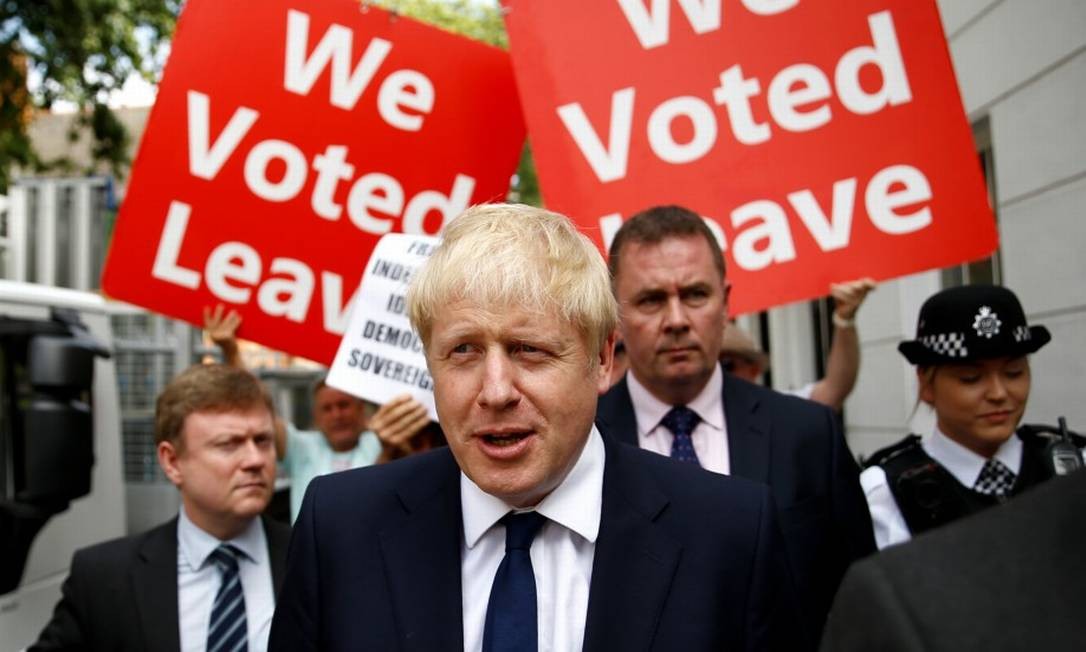 Confirmando favoritismo, Boris Johnson e é eleito novo líder do Partido Conservador e, consequentemente, novo primeiro-ministro britânico Foto: HENRY NICHOLLS / REUTERS
