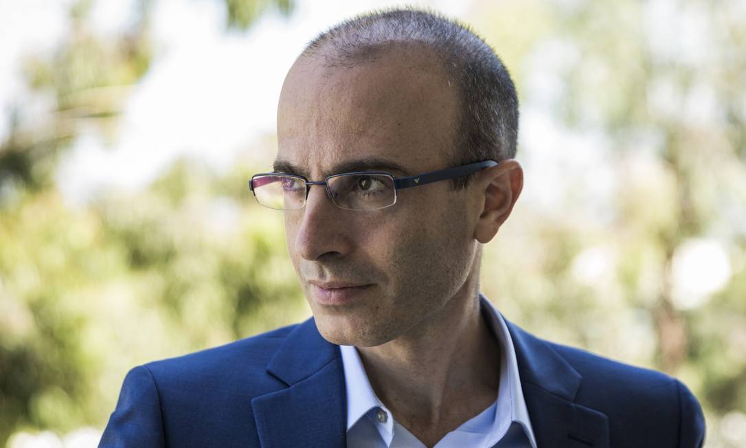 Yuval Noah Harari: "A edição original do livro contém exemplos que poderiam dissuadir certos leitores ou conduzi-lo à censura por certos governos " Foto: Divulgação/ EMILY BERL / NYT