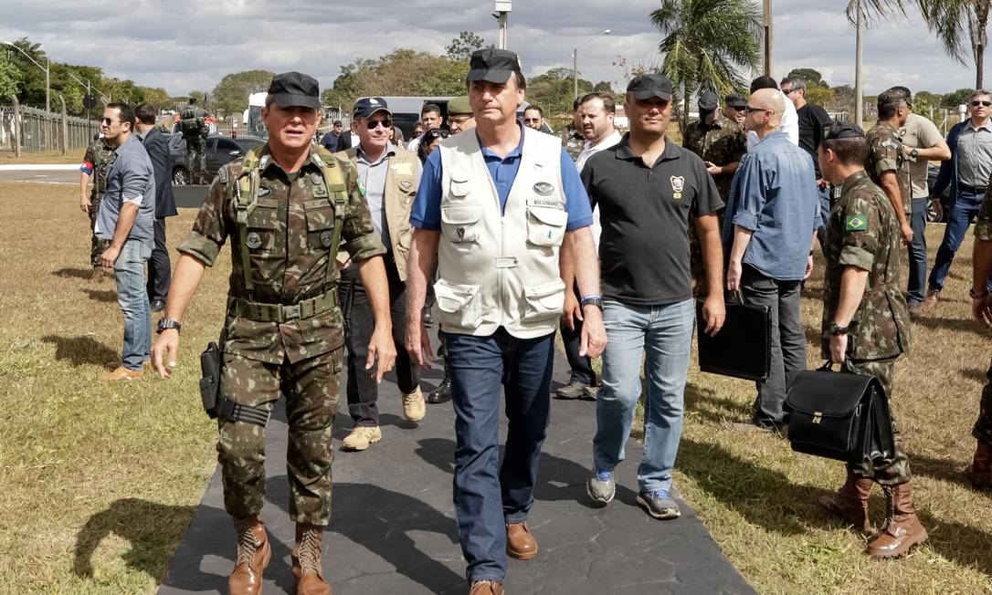 O presidente Jair Bolsonaro visitou o Comando de Operações Especiais - COPESP/EB, em Goiânia Foto: Isac Nóbrega / PR
