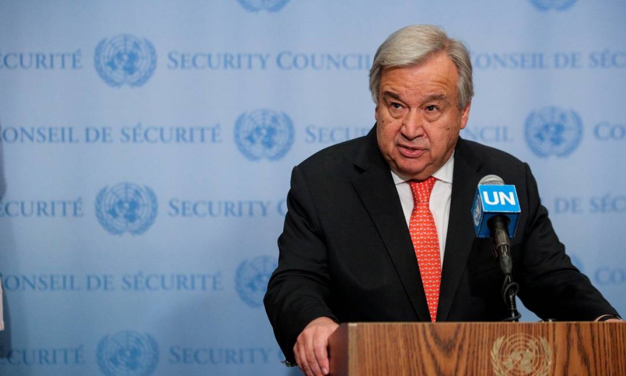 O secretário-geral das Nações Unidas, António Guterres, disse estar preocupado com as consequências do esfacelamento do tratado Foto: BRENDAN MCDERMID / REUTERS