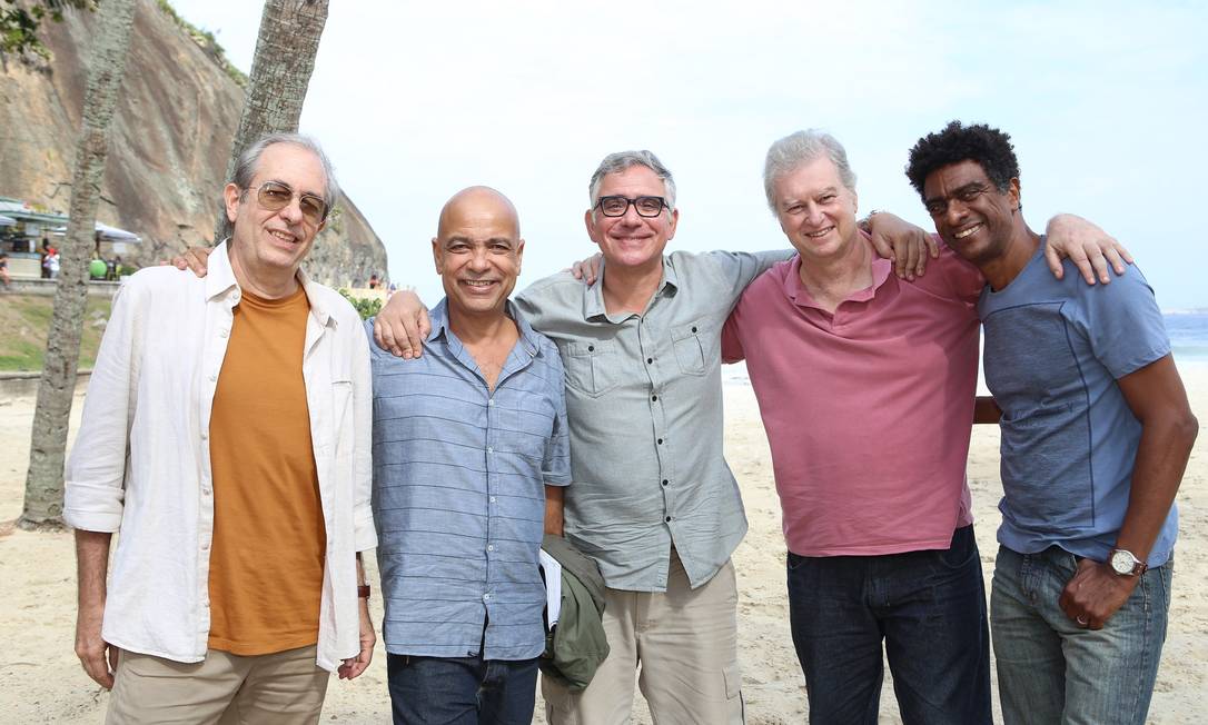 Reinaldo, Claudio Manoel, Hubert, Beto e Helio Foto: Divulgação