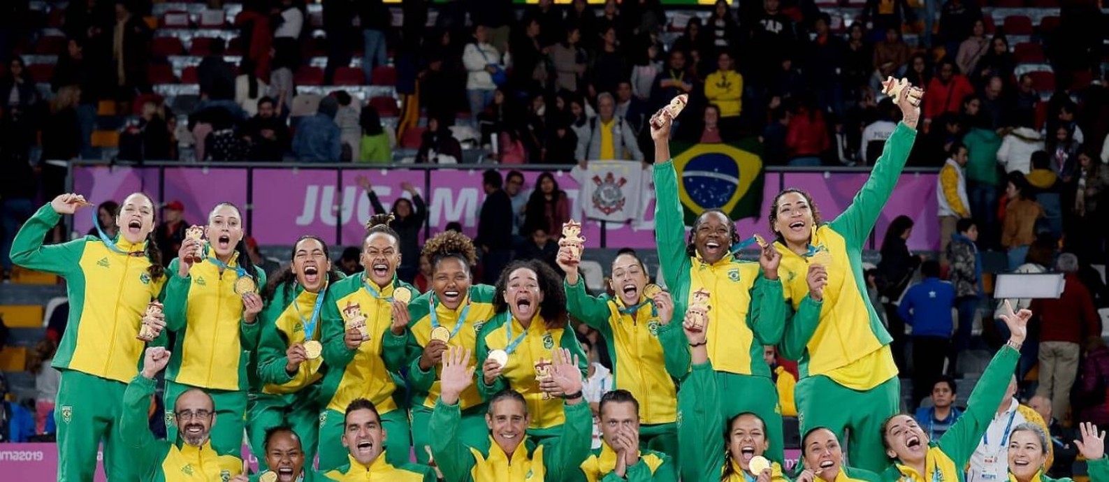 Paraibunense Licinara Bispo é campeã dos Jogos Pan-americanos com a Seleção  Brasileira feminina de basquete - Prefeitura de Paraibuna