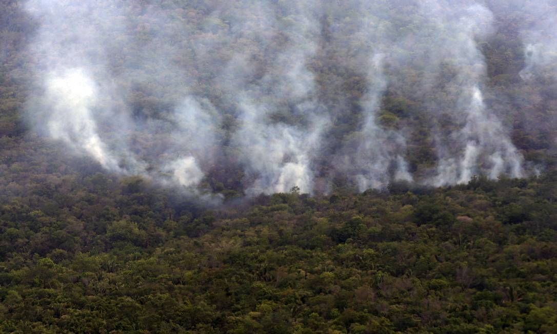 Foto aérea da queimada do Parque Nacional da Chapada dos Veadeiros Foto: Valter Campanato / Agência Brasil