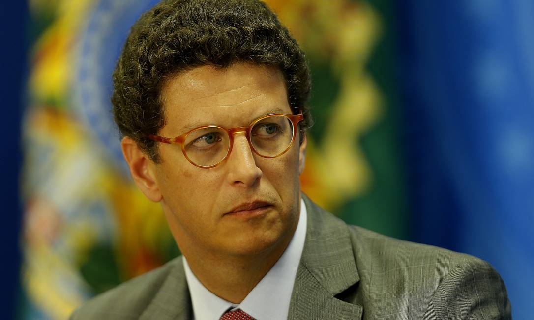 Partido Novo diz que o ministro do Meio Ambiente, Ricardo Salles, não mantém contato Foto: Jorge William / Agência O Globo