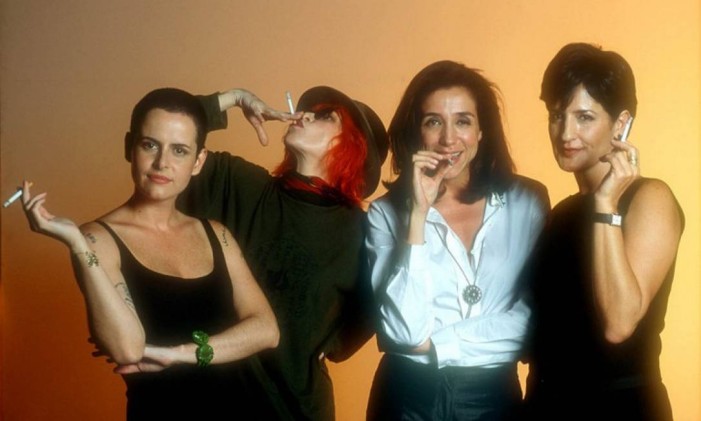  Fernanda Young, Marisa Orth, Mônica Waldvogel e Rita Lee, as apresentadoras do 'Saia justa' Foto: Divulgação