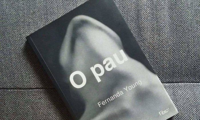 Capa do livro 'O pau', de Fernanda Young Foto: Reprodução