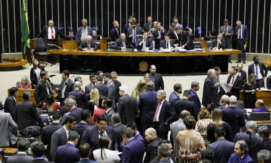 Câmara termina votação de reforma que beneficia partidos políticos Foto: Agência Câmara
