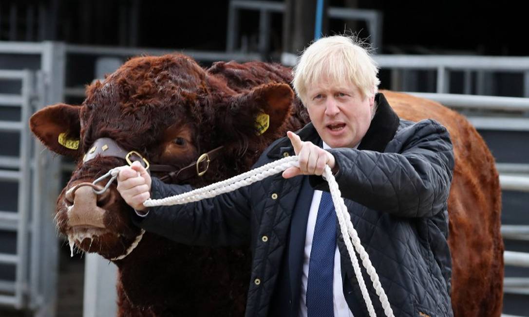 Primeiro-ministro Boris Johnson, durante visita à Escócia nesta sexta-feira Foto: ANDREW MILLIGAN / AFP