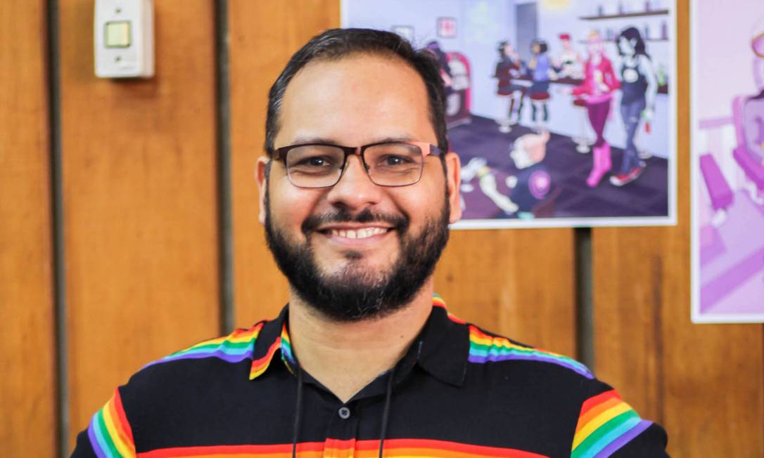 O brasiliense Mario César dos Santos de Oliveira, quadrinista e um dos organizadores da feira LGBTQ+ de quadrinhos e artes gráficas Poc Con Foto: Divulgação