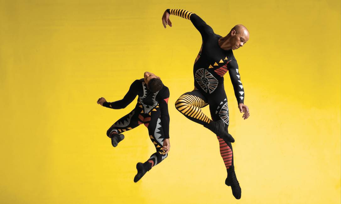 洋楽 GILBERTO GIL BALLET PARA O GRUPO CORPO Gil-Grupo-Corpo.jpg