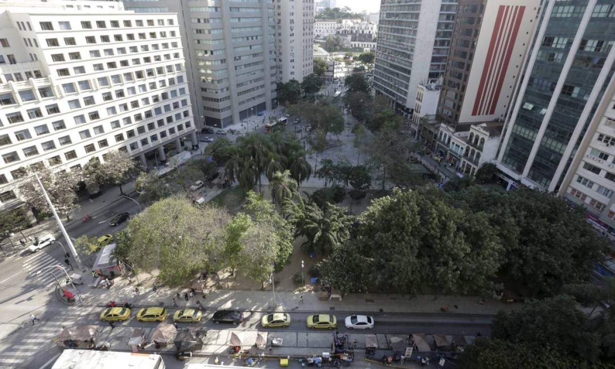 Buraco do Lume, no Centro do Rio, pode virar um novo espigão Jornal O
