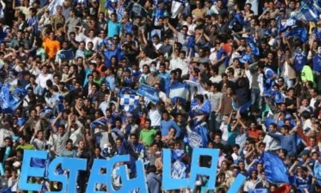 Irã vai permitir mulheres em jogos de futebol masculino