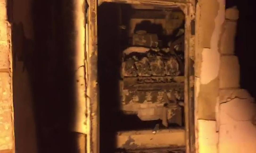 Gerador no subsolo do Hospital Badim, atingido por incêndio Foto: Reprodução / TV Globo