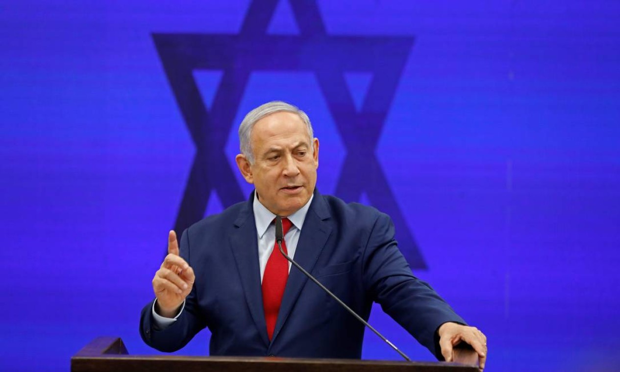 O primeiro-ministro israelense, Benjamin Netanyahu, faz uma declaração em Ramat Gan, perto de Tel Aviv, em 10 de setembro de 2019 Foto: MENAHEM KAHANA / AFP