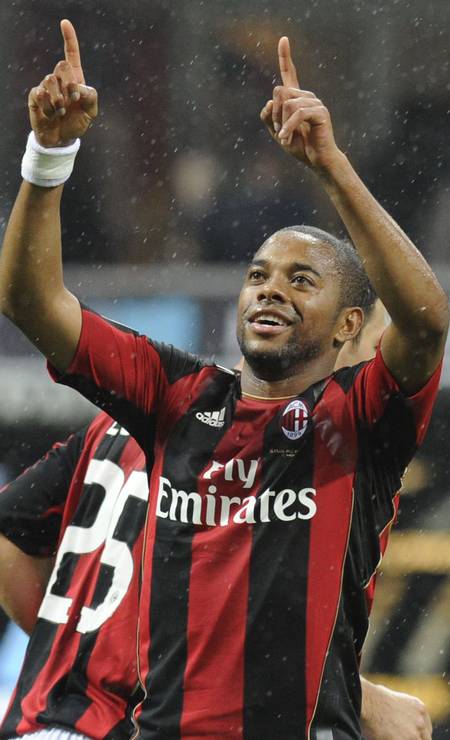 Em 2011, Robinho foi campeão italiano jogando pelo Milan Foto: STRINGER/ITALY / Reuters