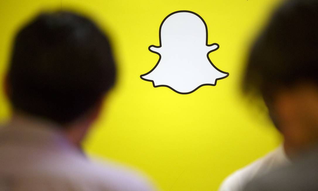 Dossiê montado pelo Snapchat alega concorrência desleal após recusar venda para o Facebook Foto: Patrick T. Fallon / Bloomberg