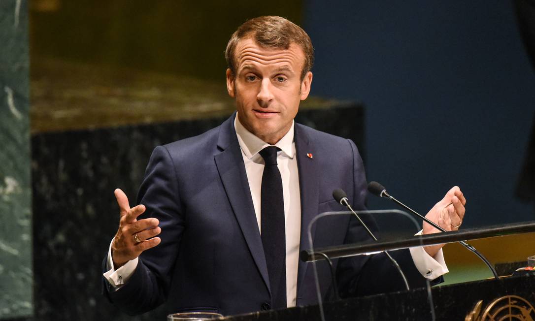 
O presidente da França, Emmanuel Macron, gesticula durante seu discurso na Assembleia geral da ONU nesta terça: sem menção às indiretas de Bolsonaro horas antes
Foto:
STEPHANIE KEITH/AFP
