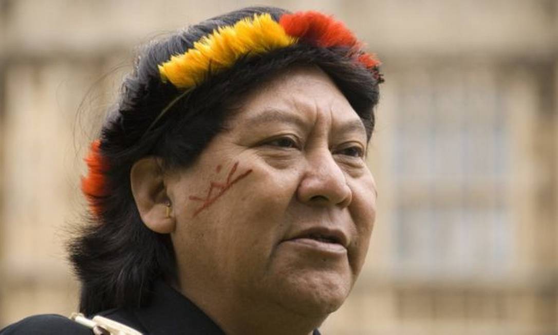 Kopenawa tem dedicado sua vida à proteção dos direitos, cultura e território Yanomami na Amazônia Foto: SURVIVAL INTERNATIONAL