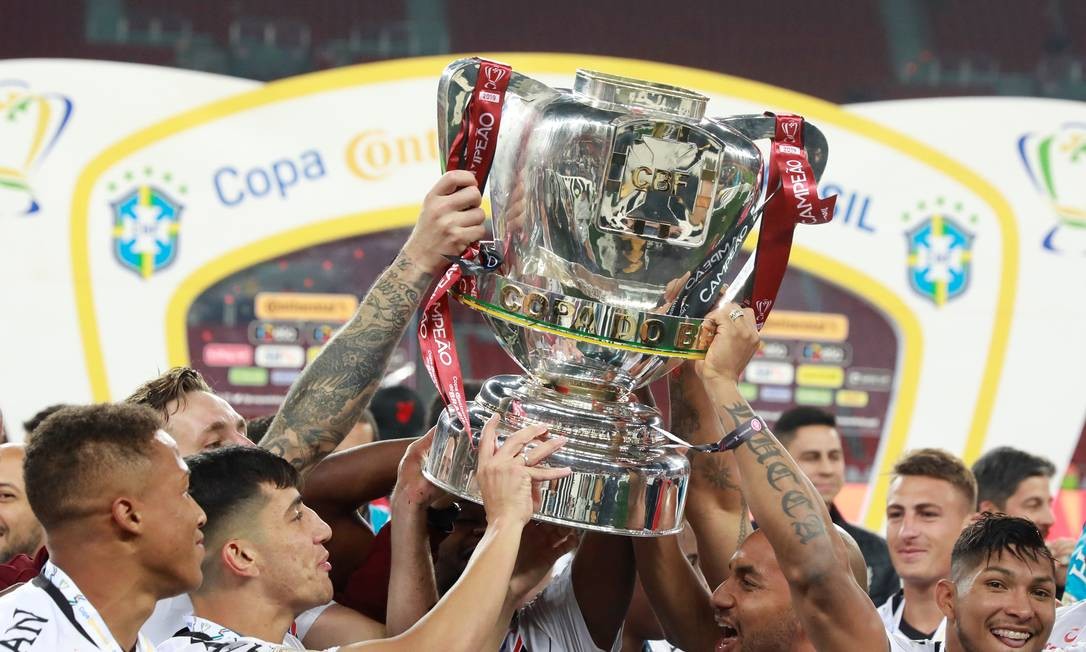 Athletico-PR já está garantido na Supercopa do Brasil Foto: DIEGO VARA / REUTERS