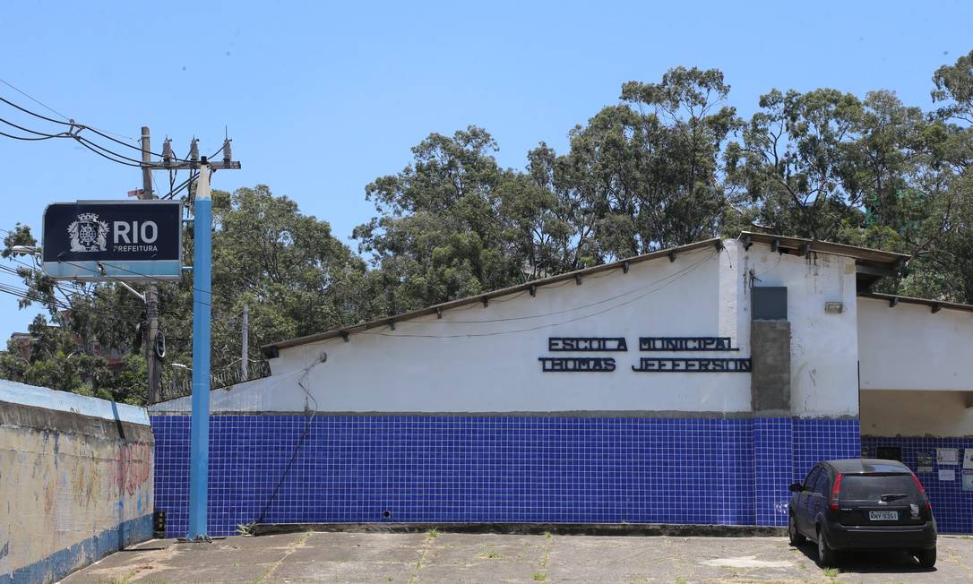 A Escola Municipal Thomas Jefferson não será mais um dos locais de votação Foto: Roberto Moreyra / Agência O Globo