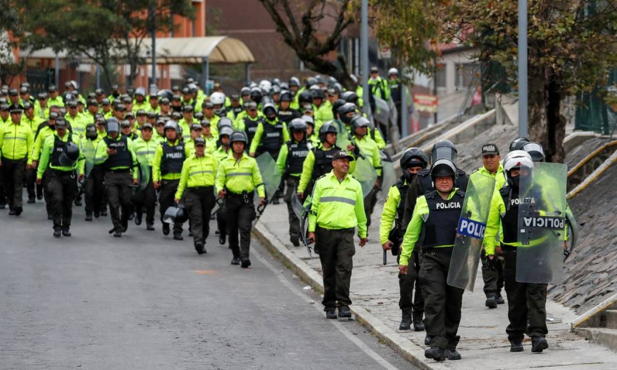 Até o momento, 14 pessoas ficaram feridas e 477 foram detidas durante os protestos, mas o número deve aumentar com as novas manifestações no país Foto: CARLOS GARCIA RAWLINS / REUTERS